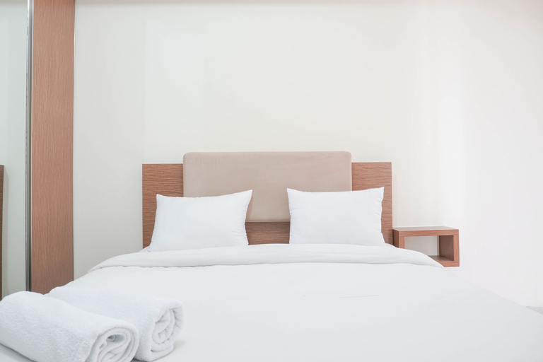Homey and Tidy Studio Apartment Elpis Residence By Travelio, Central Jakarta