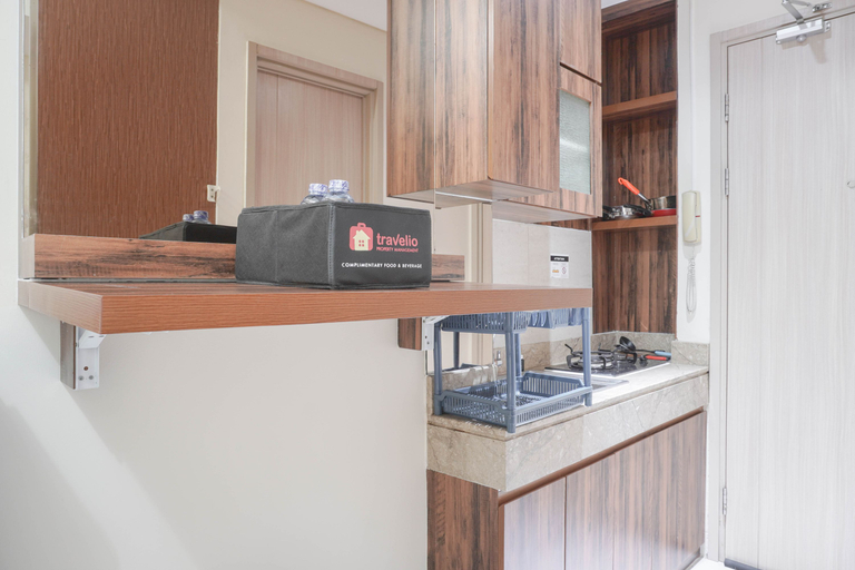 Others 2, Homey and Tidy Studio Apartment Elpis Residence By Travelio, Jakarta Pusat