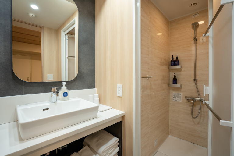 Bathroom 19