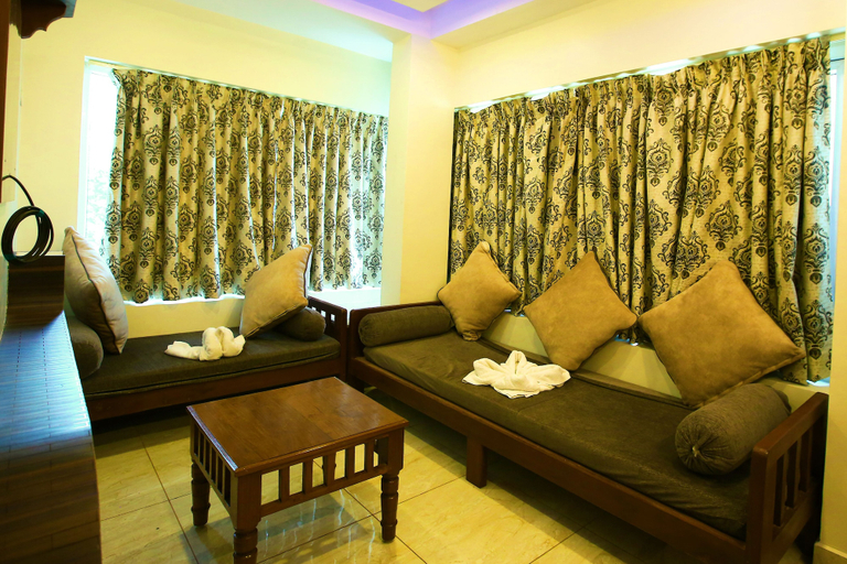 Others 1, Vasantharaja Inn, Puducherry
