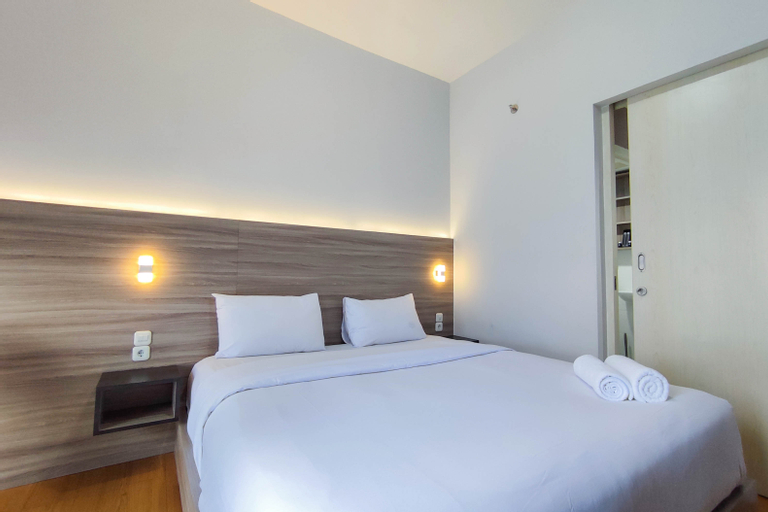 Comfort 1BR at Amartha View Apartment By Travelio, Semarang