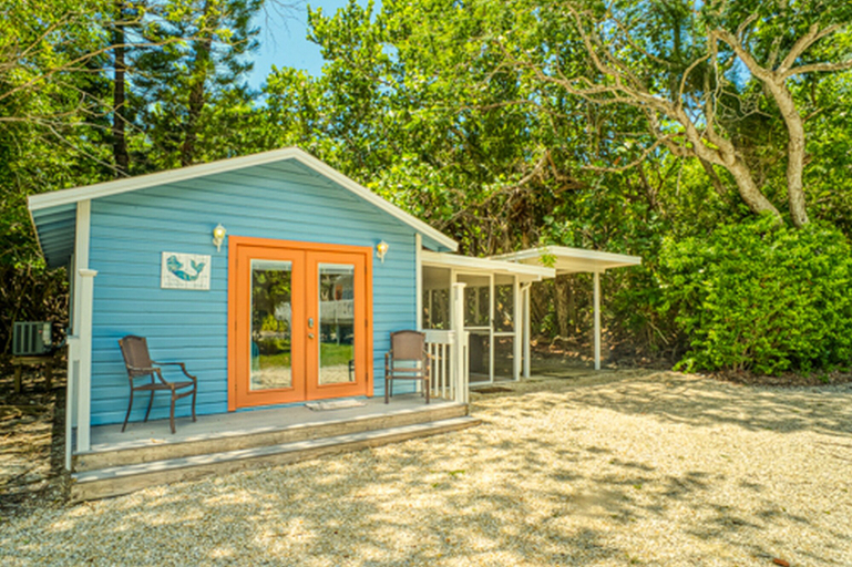 Exterior & Views, Baywatch Cabana, Lee