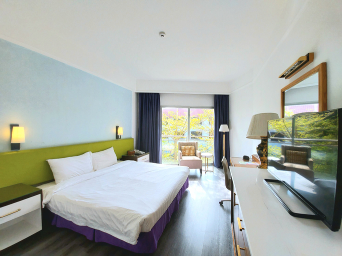 Bedroom 12