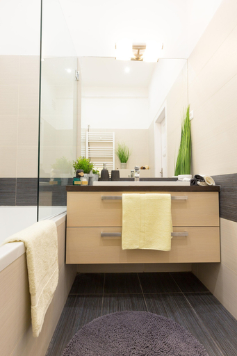 Bathroom 3, Real Apartments Zoltan II, Budapesti