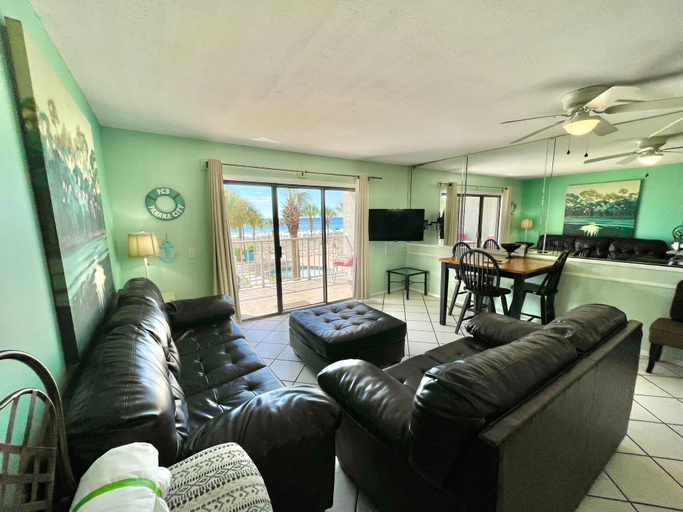 Public Area, The Summit by Forehand Rentals, Bay