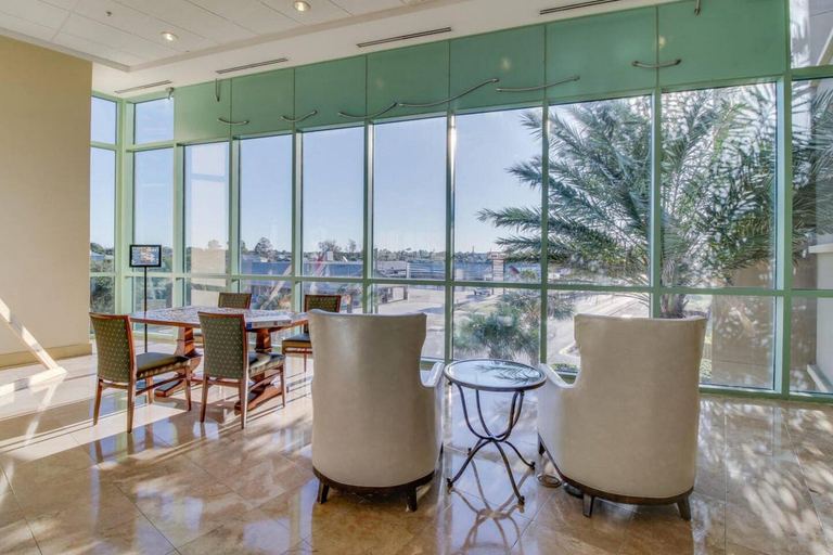 Public Area 3, Emerald Beach 1736, Bay