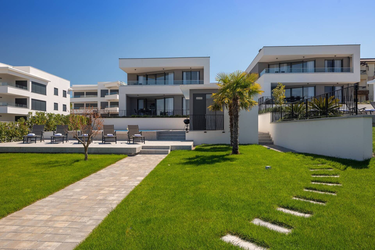 Exterior & Views 2, Hadrie, Malinska-Dubašnica