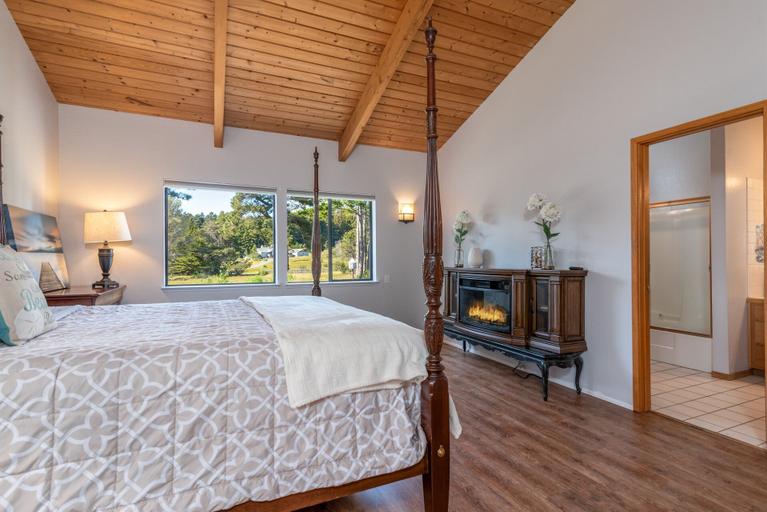 Bedroom 3, Abalone Retreat, Mendocino