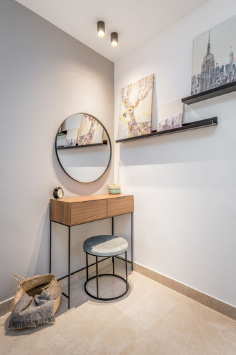 Public Area 3, Superb 1Bdr w balcony