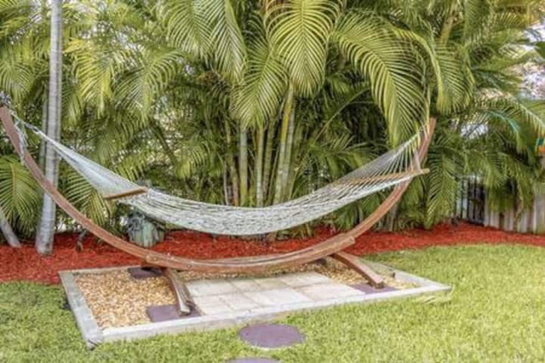 Others 2, Beach Apart by Dream Vacation unit 4, Palm Beach