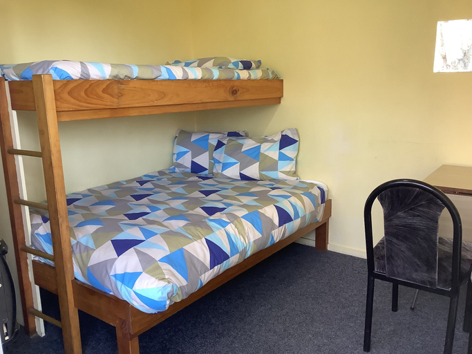 Bedroom 4, Glenmark Holiday Park, Timaru