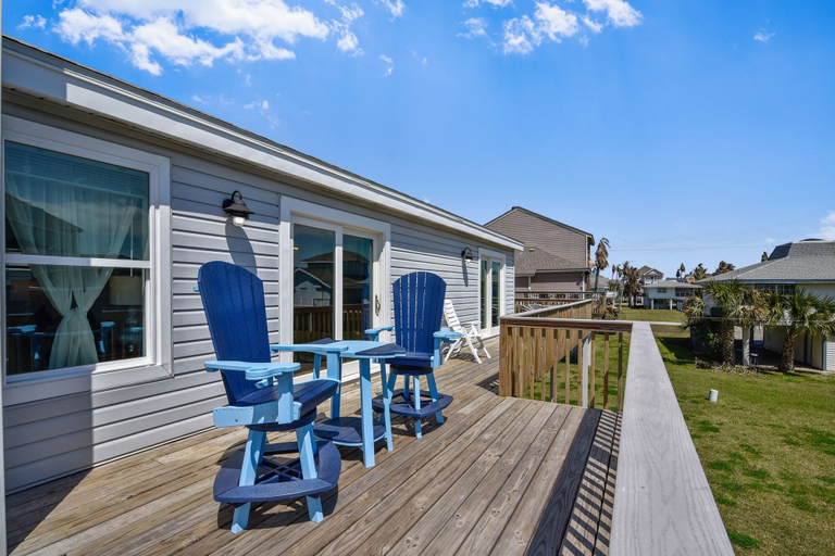 Exterior & Views 2, Second Wind, Galveston