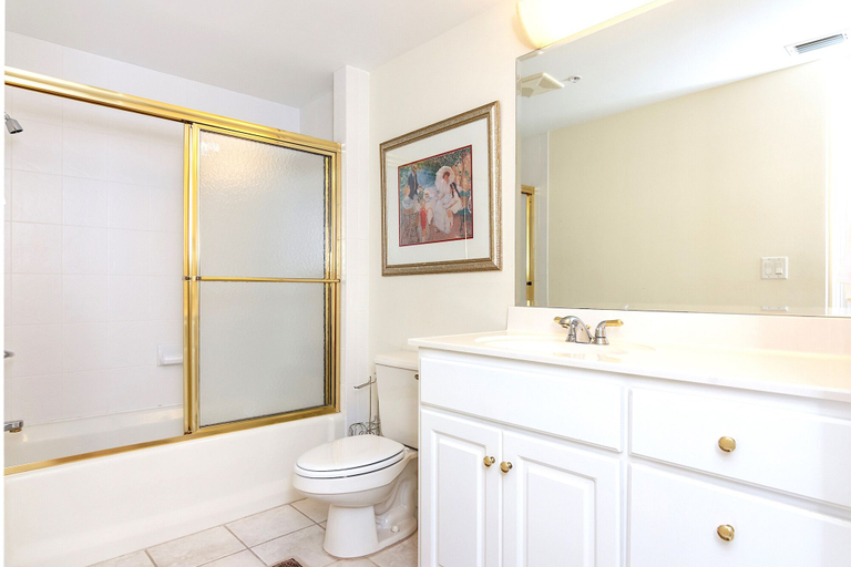 Bathroom 5, Hidden Dunes 901, Bay