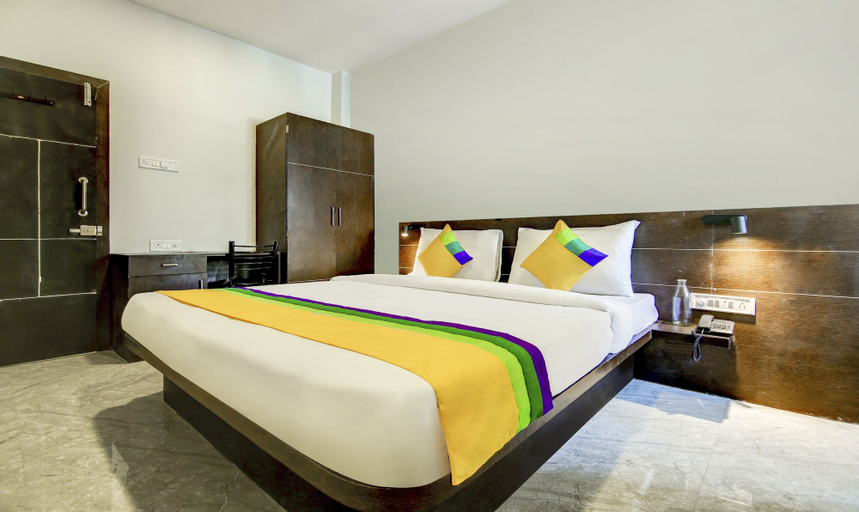 Hotel O S7, Indore