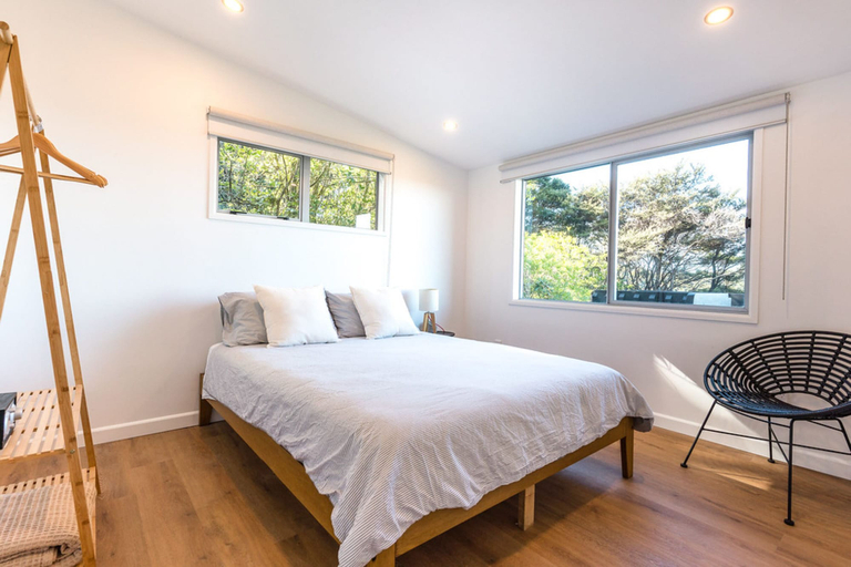 Bedroom 4, Family Friendly Home with Tree Top Vista, Auckland