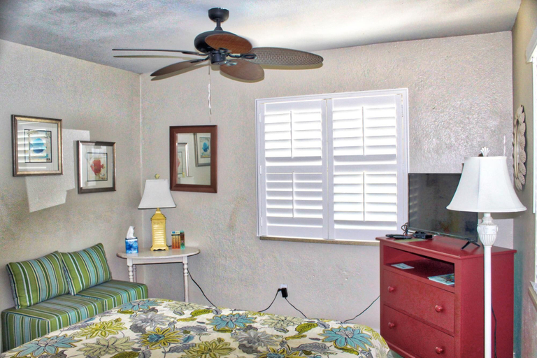 Bedroom 3, Coconut Grove Beach Resort Suites 7 8, Pinellas