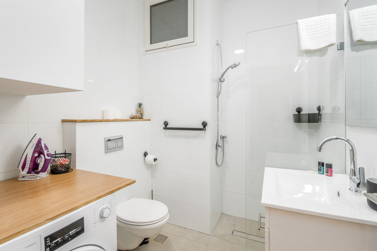 Bathroom, Stylish one BDR with balcony