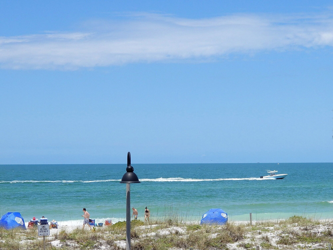 Others 5, Pass a Grille Gulf Way Beachfront Balcony Views, Pinellas