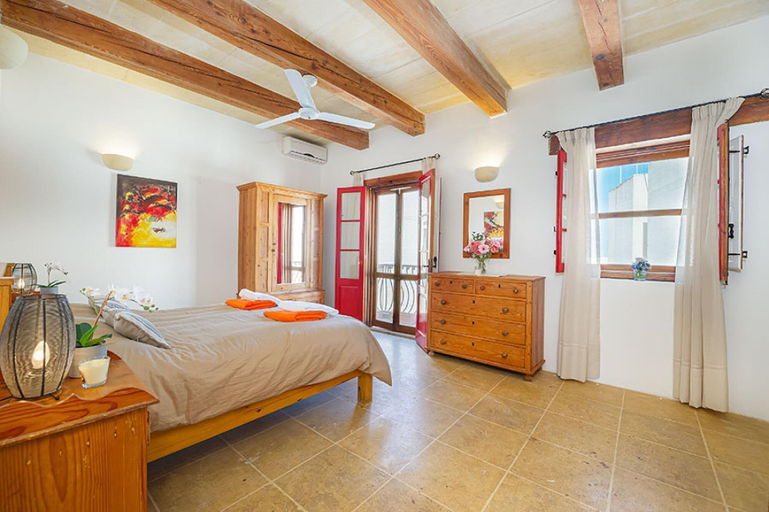 Bedroom 4, Razzett Luna Holiday Home