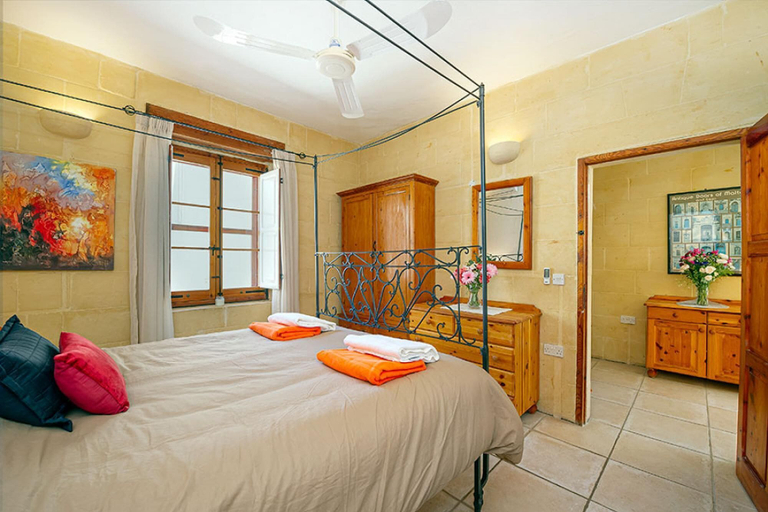 Bedroom 5, Razzett Luna Holiday Home