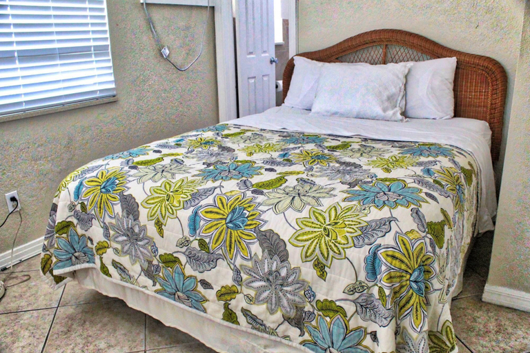 Bedroom 4, Coconut Grove Beach Resort Suites 7 8, Pinellas
