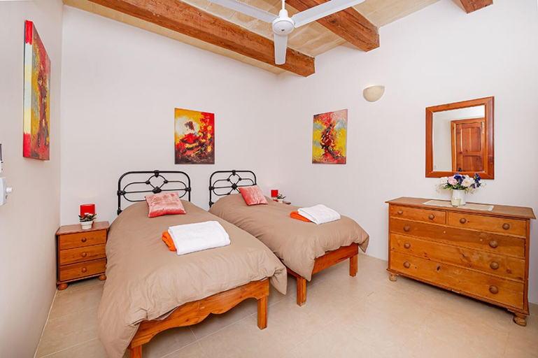 Bedroom 3, Razzett Luna Holiday Home
