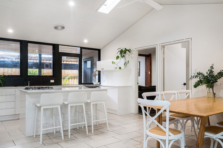 Others 5, A PERFECT STAY - Bangalleys, Byron