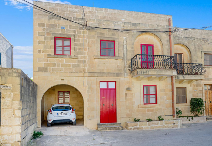 Exterior & Views, Razzett Luna Holiday Home