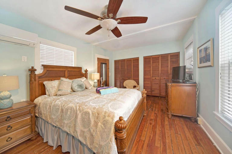 Bedroom 2, 2704 and 2706 Estero by Coastal Vacation Properties, Lee