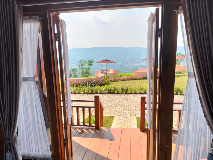 Exterior & Views 3, Cottage Omah'e Opa Waterpark, Kendal