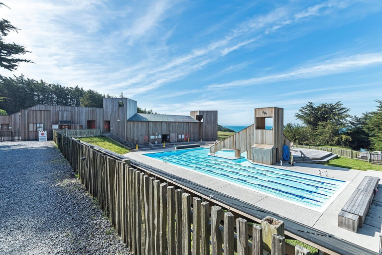 Sport & Beauty, Forest Getaway, Sonoma