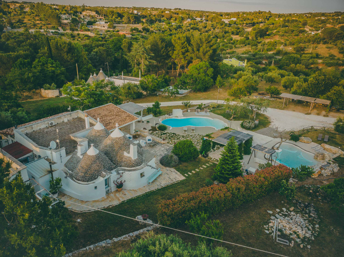 Public Area 3, Trulli Terra Magica, Bari