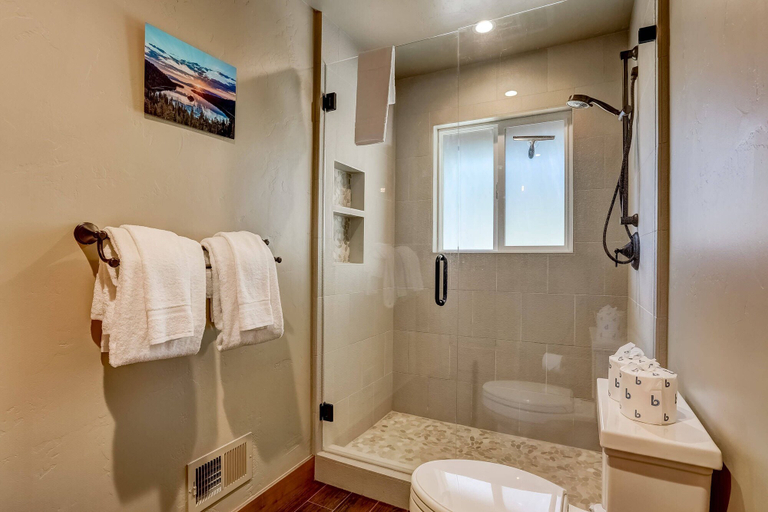 Bathroom 4, Lake Tahoe Chalet, Douglas