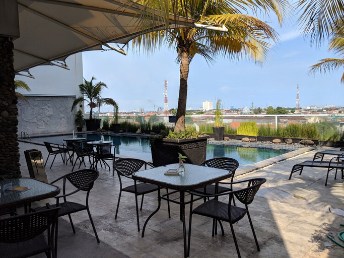 Food & Drinks, Best View & Cozy Studio Apartment At The Square, Surabaya
