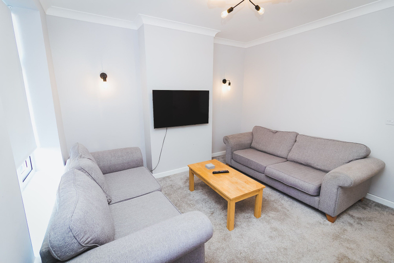 Others 5, Newly Refurbished House - 10 Minute Walk From City Centre, Norfolk