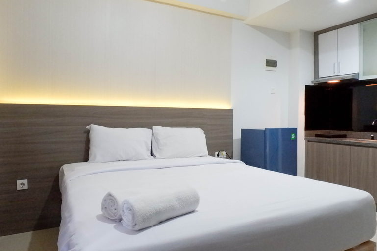 Modern Stylish Studio at Taman Melati Surabaya Apartment By Travelio, Surabaya