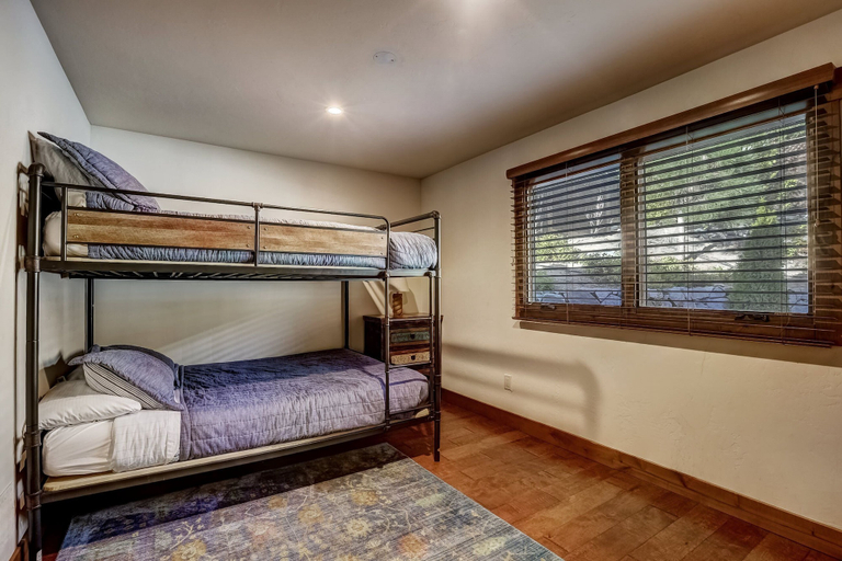 Bedroom 3, Lake Tahoe Chalet, Douglas