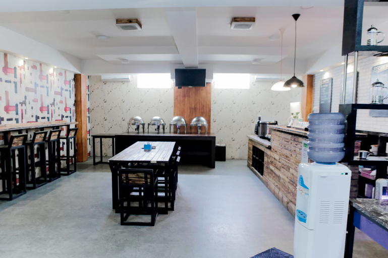 Food & Drinks 4, Hotel 91 Syariah, Jember