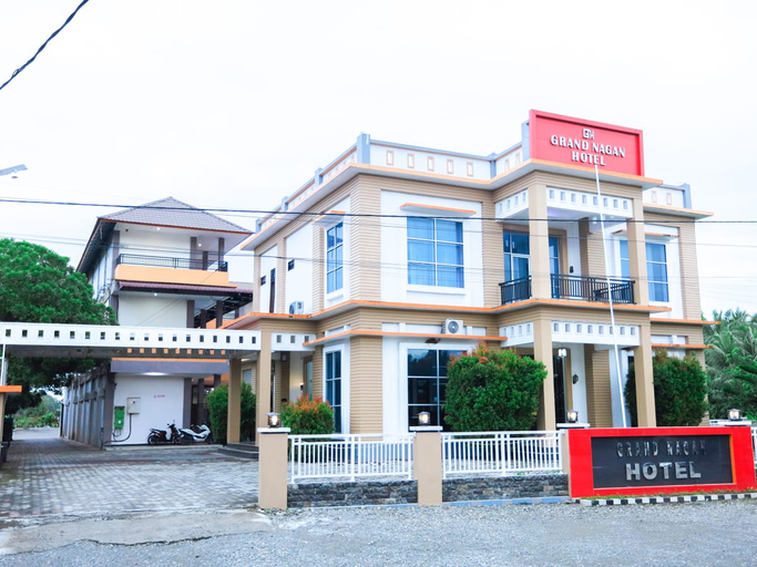 Exterior & Views 3, Grand Nagan Hotel, West Aceh