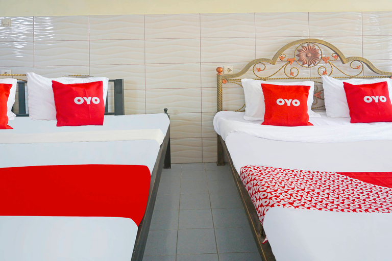 Bedroom 5, OYO 91411 Putih Mulia Homestay Syariah, Lumajang