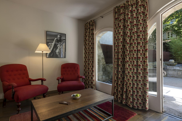 Public Area 4, Le Prieure - Relais & Chateaux, Gard