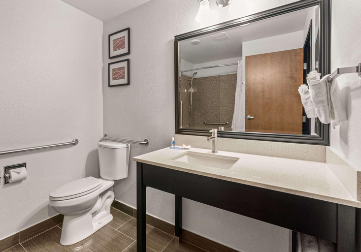 Bathroom 5