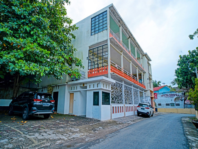 Exterior & Views 2, OYO 90979 Ryfana Residence Syariah, Labuhanbatu