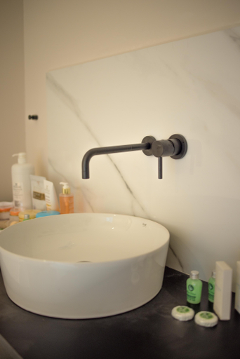Bathroom 4, Kastro Maini, Peloponnese