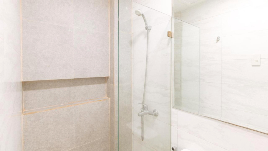 Bathroom 5