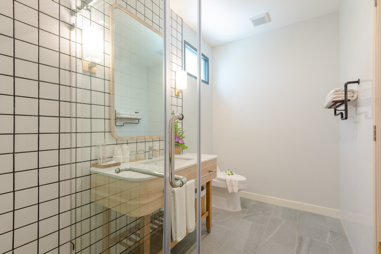 Bathroom 3