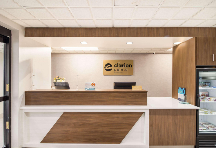 Public Area 2, Clarion Pointe New Bern, Craven