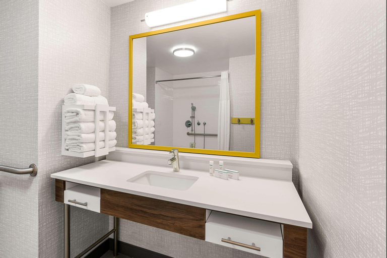 Bathroom 3