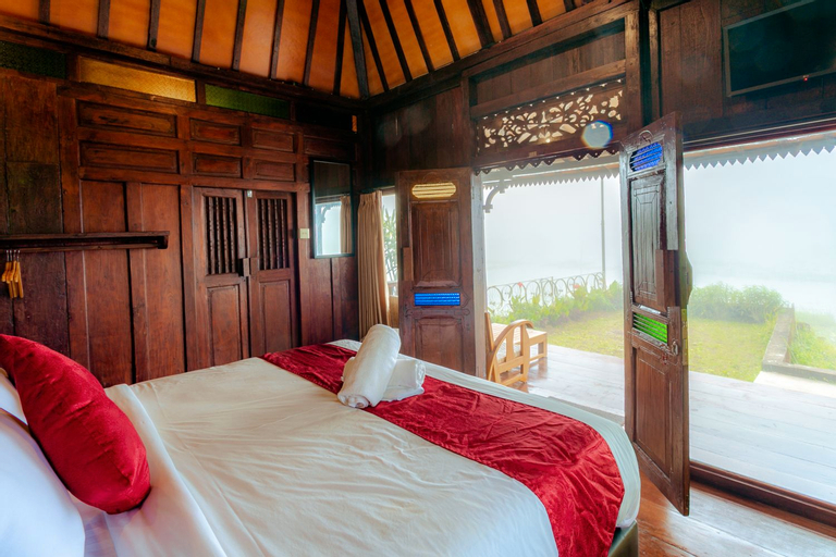 Bedroom 9