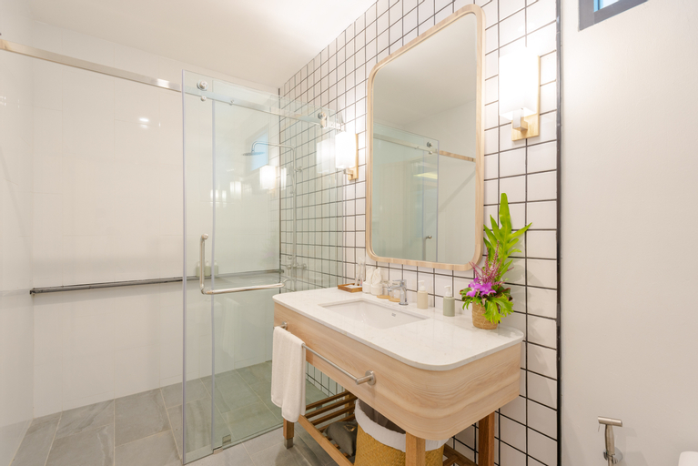 Bathroom 5